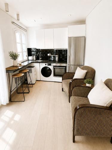 Foto Grand Central House - Classic One Bedroom - GibraltarStay Apartments 4