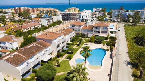 Beach Apartment - Pool - 6px - A/C