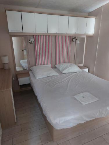 Mobilhome Camping LE MONTOUREY