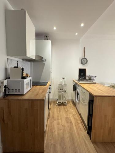 Bel appartement (2p) en plein Centre d’Antibes