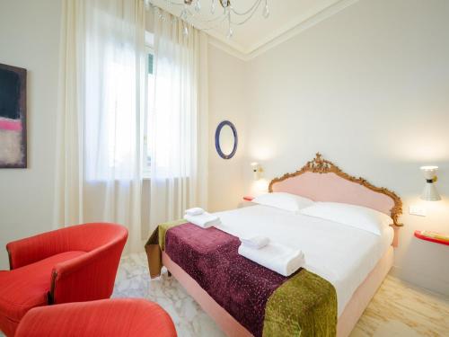 Sergio - Stylish Apartment with Private Patio