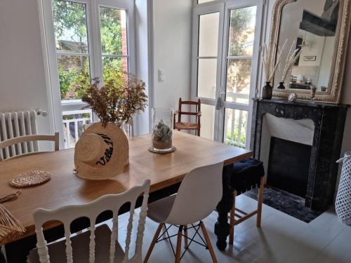 La Villa 1879, 50 m plage, jardin, déco soignée