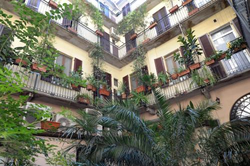 Ticinese 16 Travel Inside