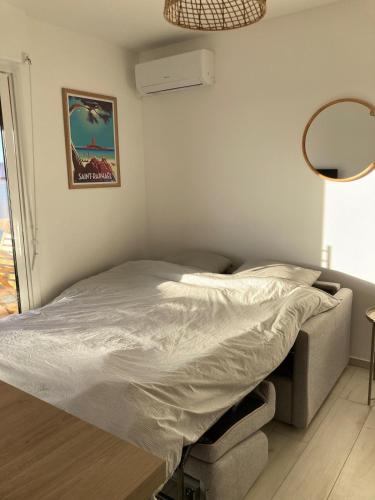 Studio rénové à 200 m de la plage