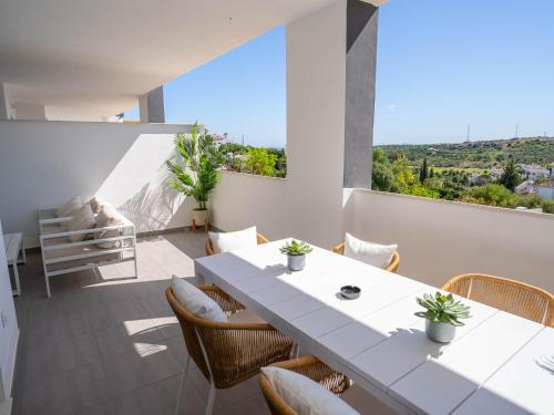 Modern Golf & Coast Retreat in Estepona