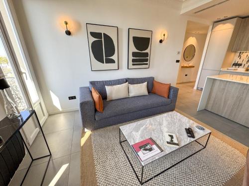 Elegant Sea Front Residence Nice
