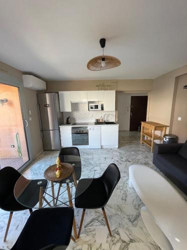appartement 3 pièces, proche de la plage, climatisé, tramway à proximité