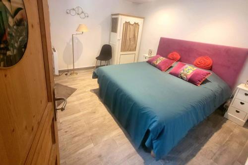 Chambre paisible avec jardin