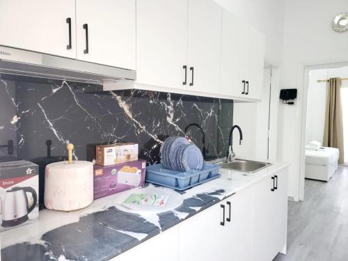 Furnished Apartment in Athens