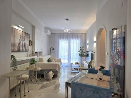 TT Luxury Homes I Aura - 2BR Lux Apt Kalamaria