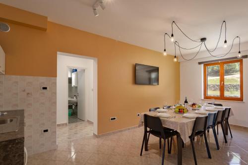 Seaview Pool House Mytilus - Happy Rentals