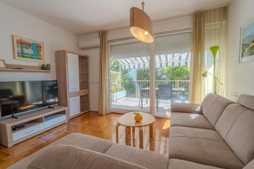 Adris apartment - private parking