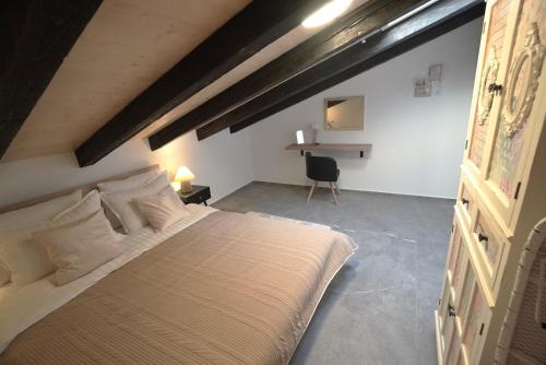 ANNIX Central Residence
