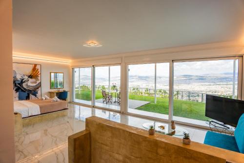 Private Suite with Panoramic Athens View