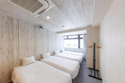 Tasone Stay OSAKA MC303