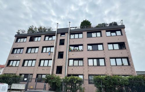 Aparthotel Dergano 1 & 3 near metro stop