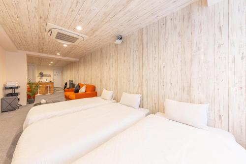 Tasone Stay OSAKA MC303