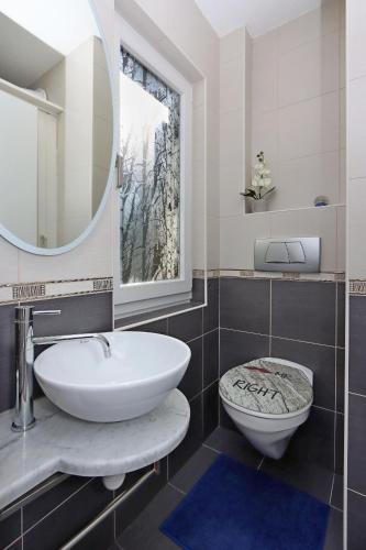 Apartments with parking space Dramalj, Crikvenica - 25842