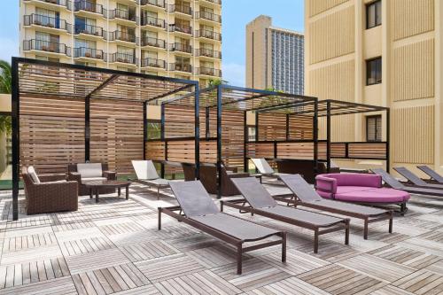 Aston Waikiki Beach Tower — Property building