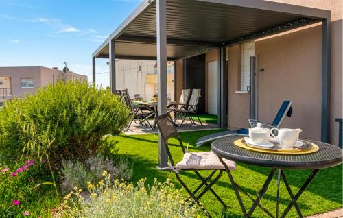 Amazing Apartment In Medulin With Wifi