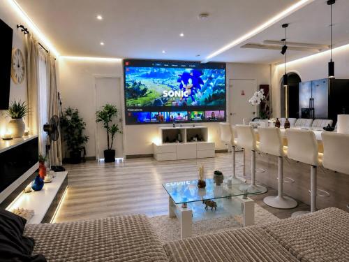 Villa 25 pax Jacuzzi 12 pax 10 min to Benidorm PARTY area