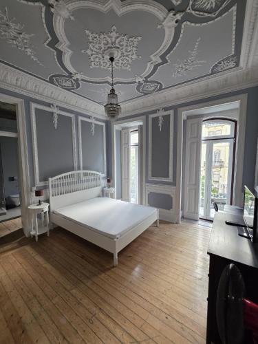 Almirante Homes - Room 1
