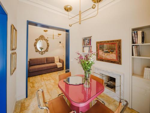 Gigliola - Elegant Apartment with Private Patio