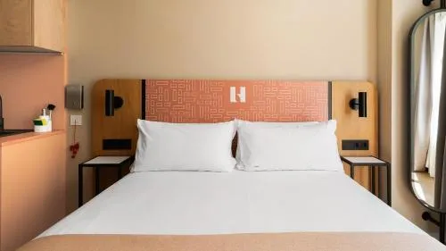 Limehome Valencia Gran Via del Marques photo 5