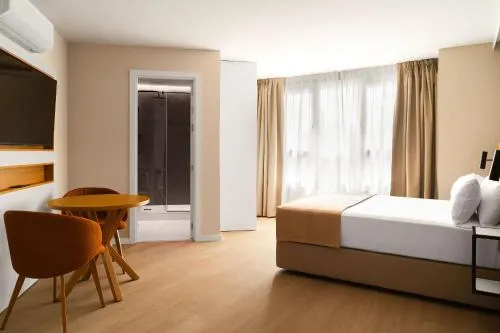 Limehome Valencia Gran Via del Marques photo 22