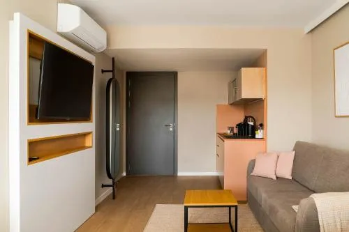 Limehome Valencia Gran Via del Marques photo 37