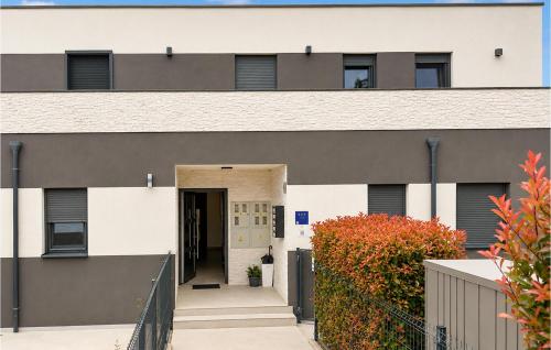 Stunning Apartment In Stancija Portun With Wifi