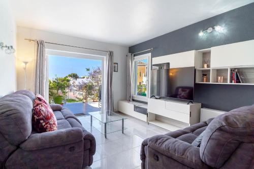 Tropicana 6C by Casasol - Townhouse with Sea Views, Terrace and BBQ
