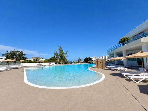 Charming seaside and terasse in Playa paraiso by Olax Rentals