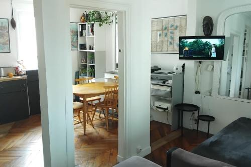 Charming apartment in Les Batignolles