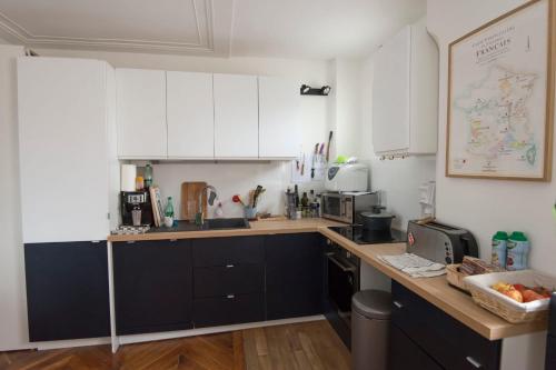 Charming apartment in Les Batignolles