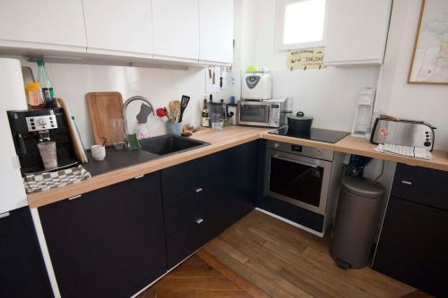 Charming apartment in Les Batignolles