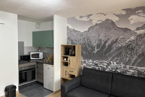 Studio with mountain view balcony