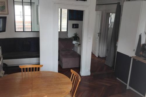 Charming apartment in Les Batignolles