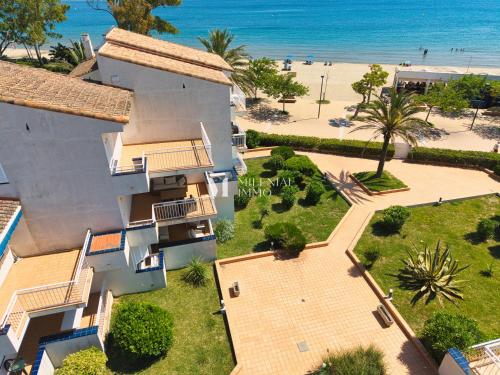 Milenial Immo Beachfront with parking Roses