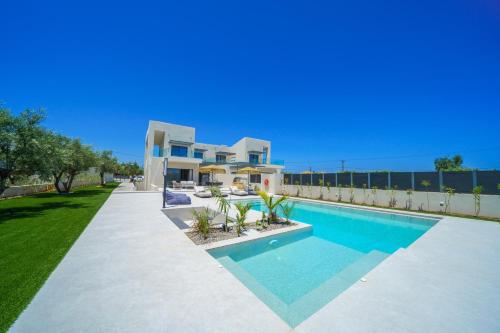 Aurea Estate Luxury Villas - Padel court