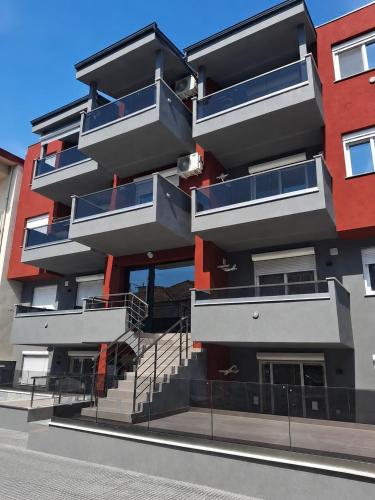 Le Moon Suites