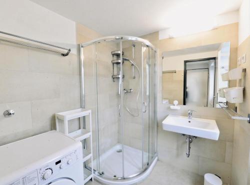 Charming Attic Apartment near Messe Wien and Center