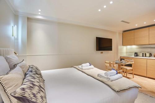 Superbe Apartment with AC Le Marais Beaubourg