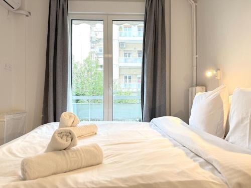 1BR next to Pasalimani, Marina Zeas & Hospital