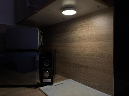 24-7 Secure City Centre Apartment with Parking for Families & Contractors photo 115