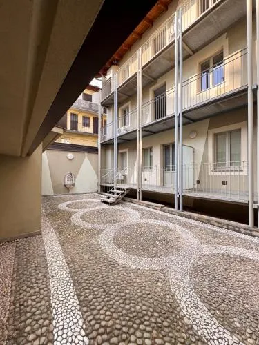 Beyond Properties - Lungo Dora photo 3