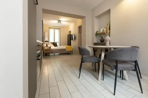 Beyond Properties - Lungo Dora photo 21