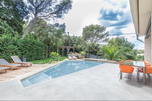 Charming, elegant, spacious house in Saint-Raphaël