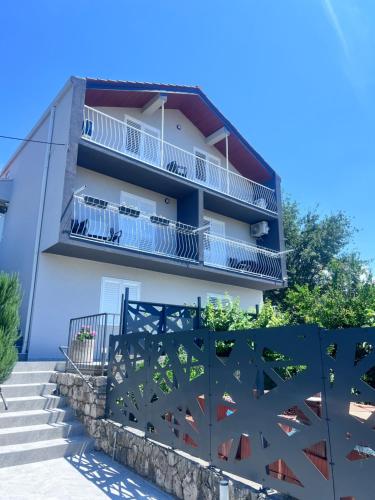 Lenči apartment by Villa Lile