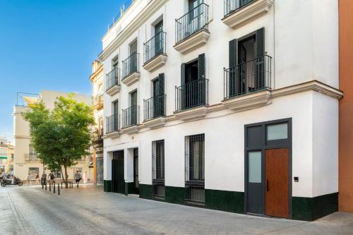 Spacious duplex – 2 Private Bathrooms - Workspace